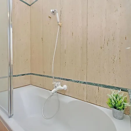 4bnb - Spacious Gracchi Apartamento *