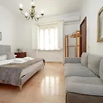 Διαμέρισμα 4bnb - Spacious Gracchi *