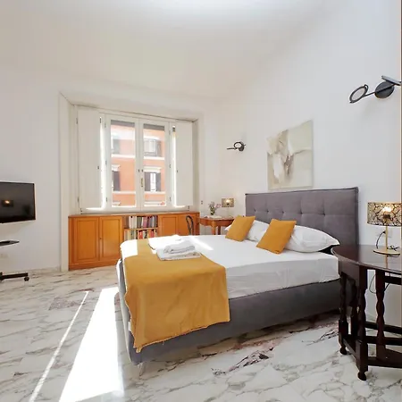 4bnb - Spacious Gracchi Apartment *